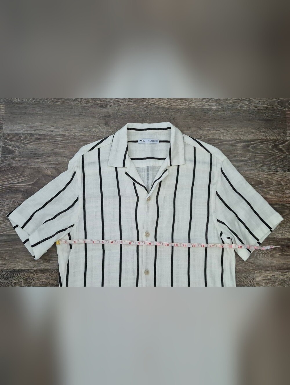 Zara Short-Sleeve Button-Down Shirt with Black Stripes - Large - Picture 4 of 7